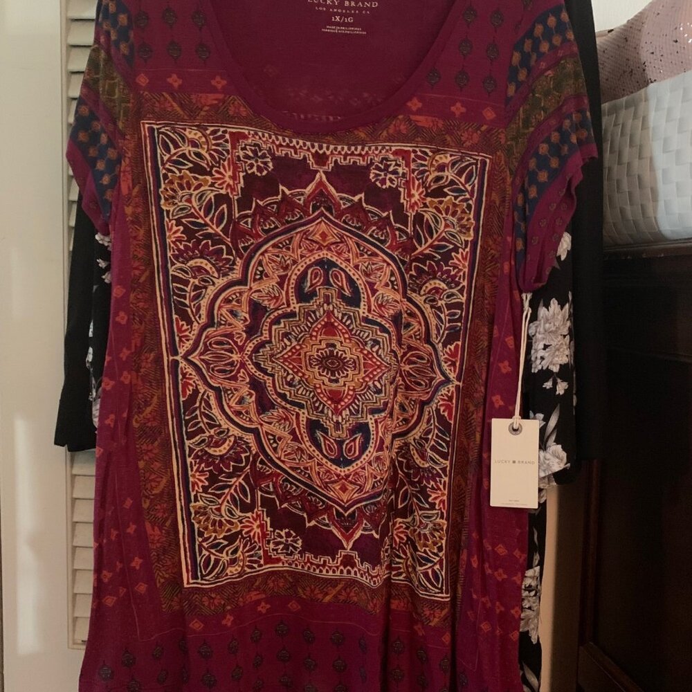 Lucky Brand Persian Tee -Burgandy- NWT